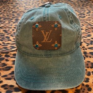 Turquoise baseball cap